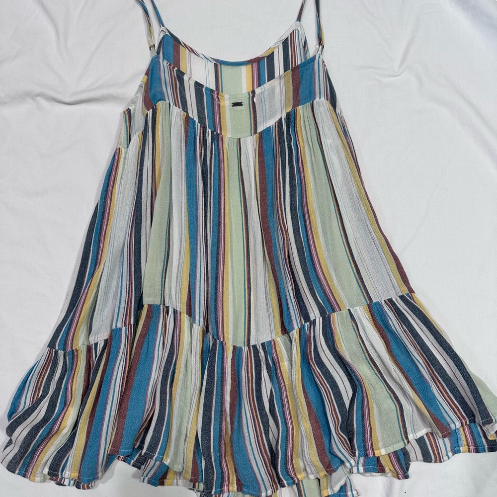 O’Neill Beachy Sundress Tiered Striped Multi-Color Spaghetti Strap size Small - Picture 2 of 5